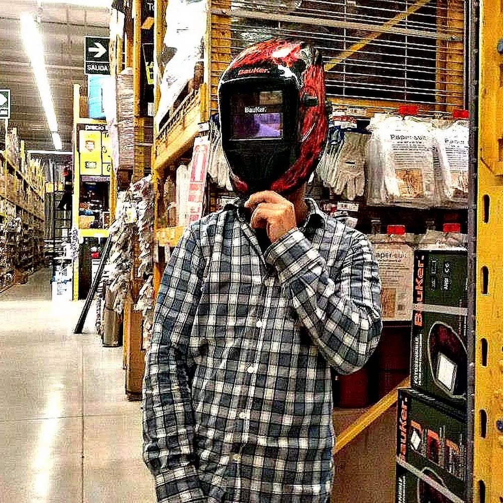 Meet your Posher, Omar